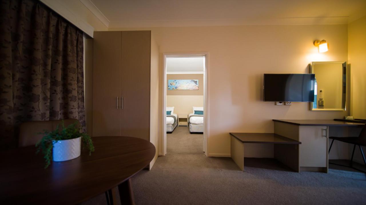 Hamilton'S Queanbeyan Motel Exterior foto