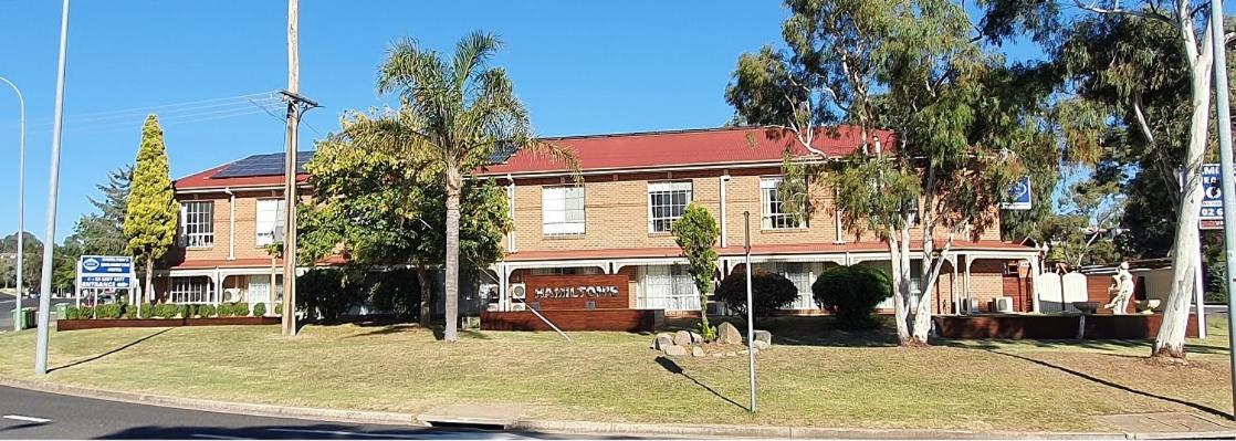 Hamilton'S Queanbeyan Motel Exterior foto